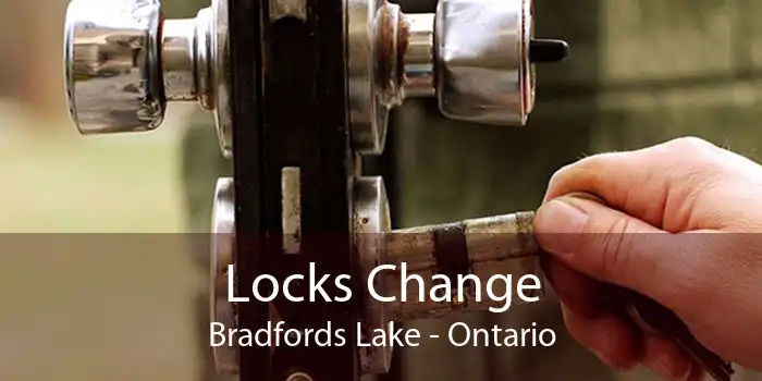 Locks Change Bradfords Lake - Ontario